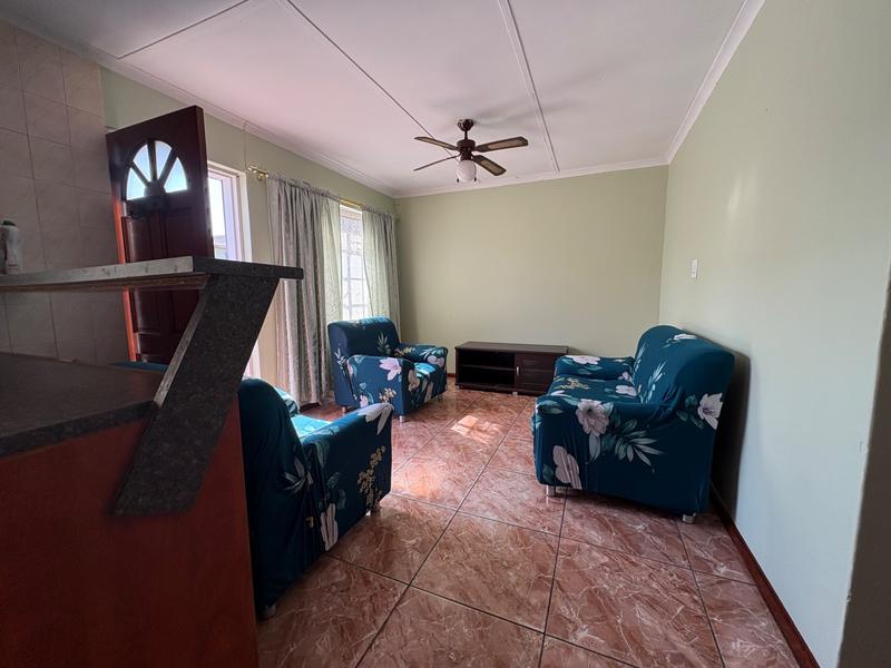 To Let 3 Bedroom Property for Rent in Woodlands Western Cape